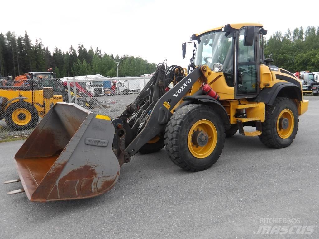 Volvo L 50 G Naudoti ratiniai krautuvai