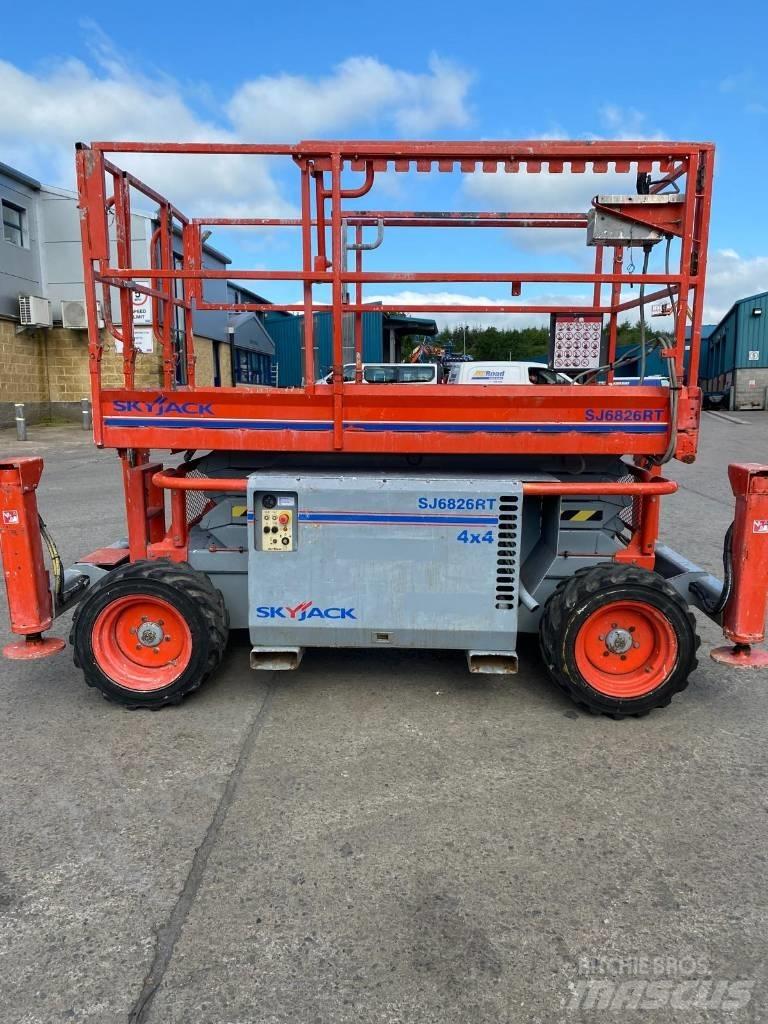 SkyJack SJ 6826 RT Žirkliniai keltuvai
