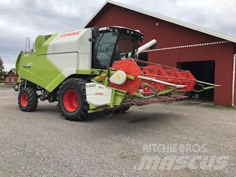 CLAAS Tucano 320 Derliaus nuėmimo kombainai
