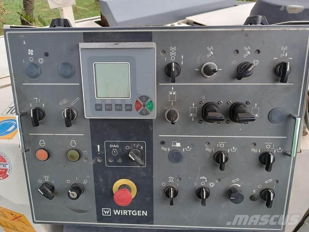 Wirtgen W100 F Betono akmens klojimo technika