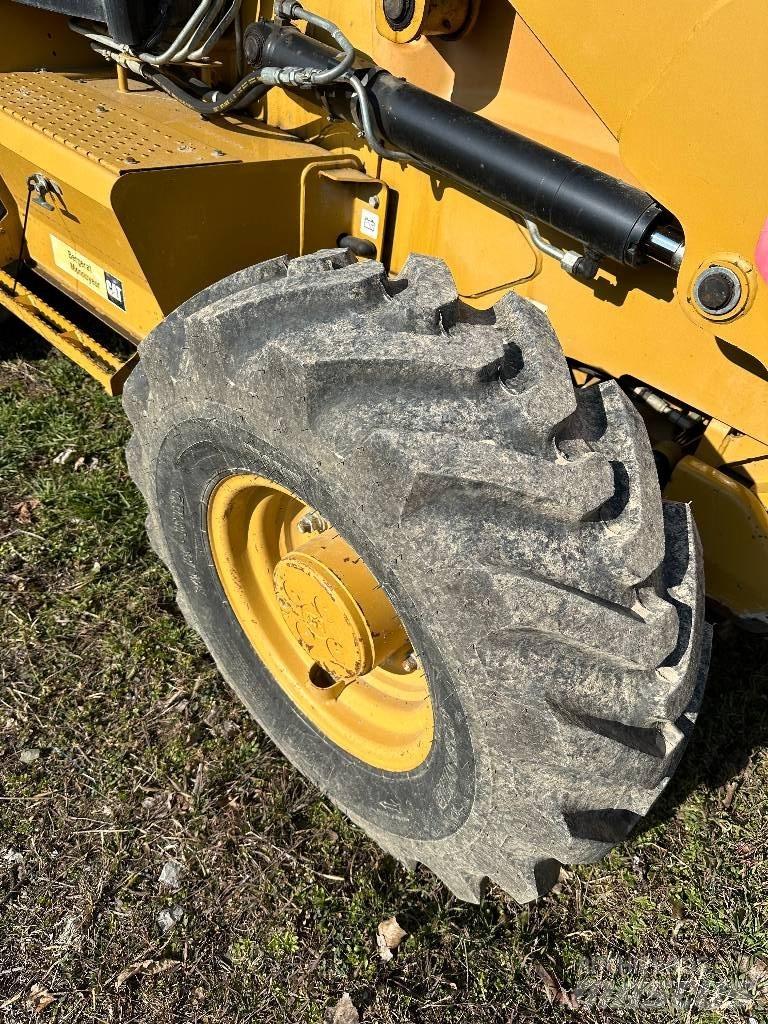 CAT 442E Ekskavatoriniai krautuvai