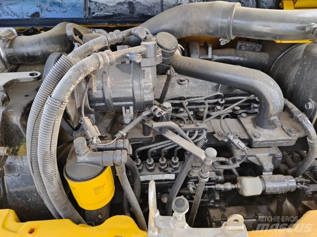 Komatsu PC 78 US-8 Vikšriniai ekskavatoriai