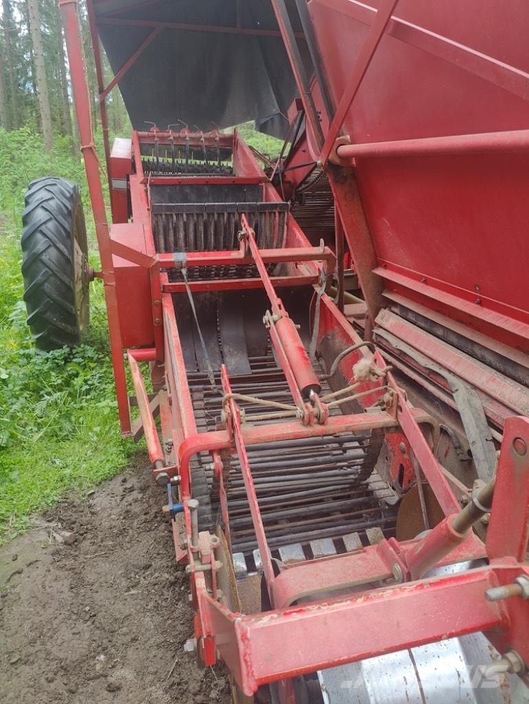 Juko Supermat Bulvių kombainai ir ekskavatoriai
