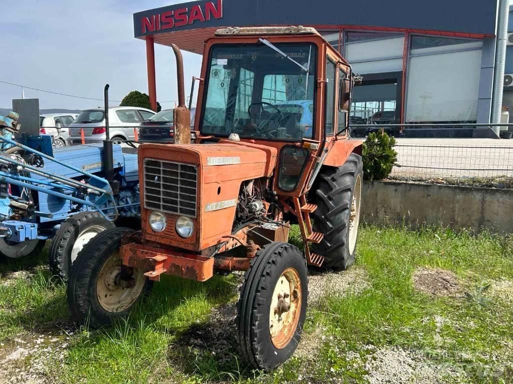 Belarus MTZ 560 Traktoriai