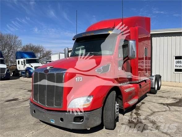 Peterbilt 579 Naudoti vilkikai