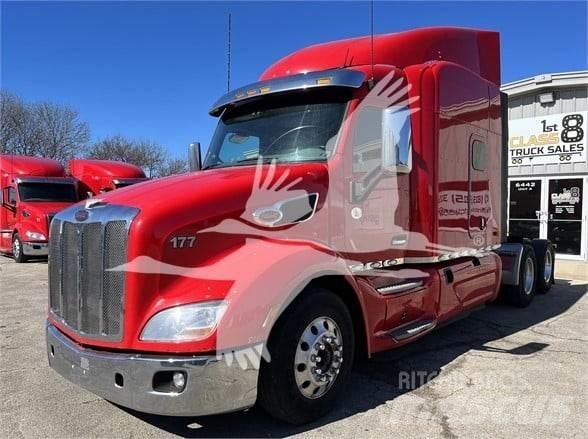 Peterbilt 579 Naudoti vilkikai