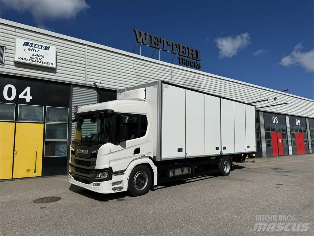 Scania P320 4x2 Sunkvežimiai su dengtu kėbulu