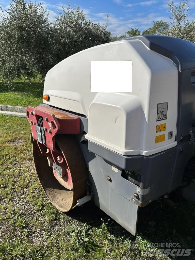 Dynapac CC 1300 Porinių būgnų volai