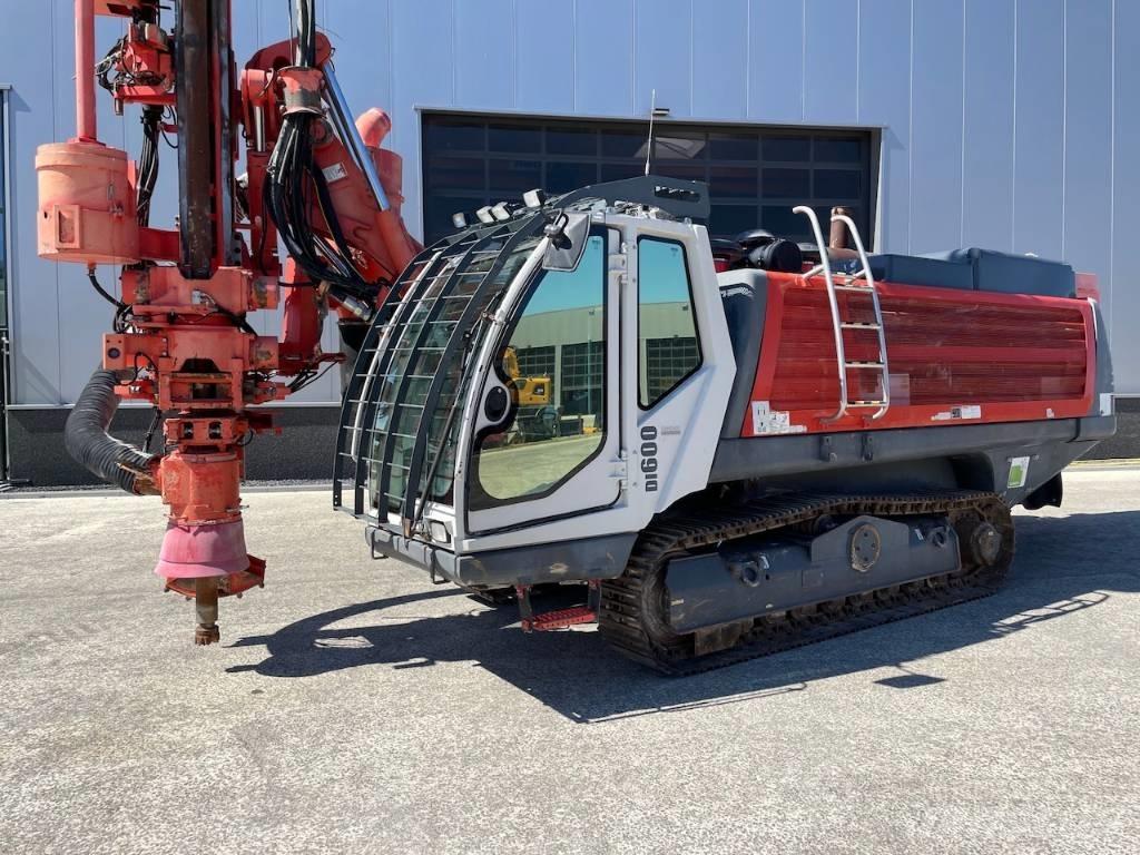 Sandvik DI 600 Žemės paviršiaus gręžimo technika