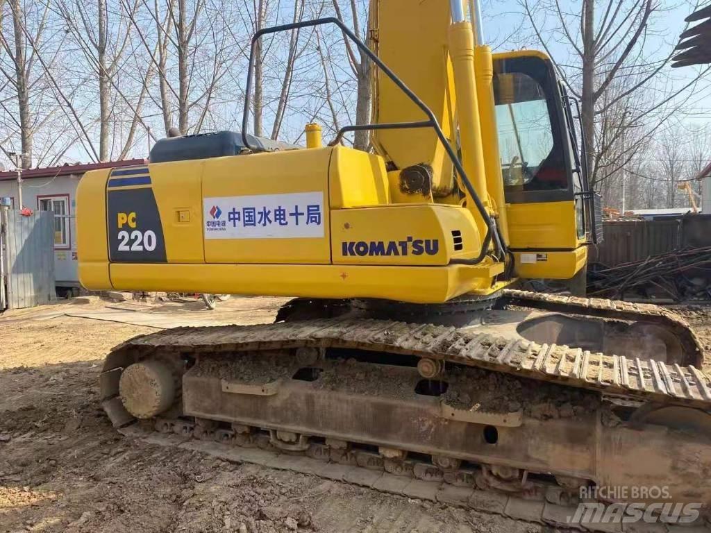 Komatsu pc220-8 Vikšriniai ekskavatoriai