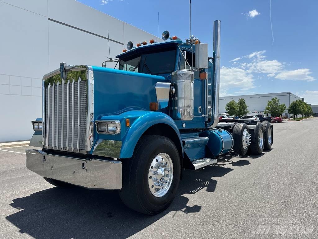 Kenworth W 900 Naudoti vilkikai