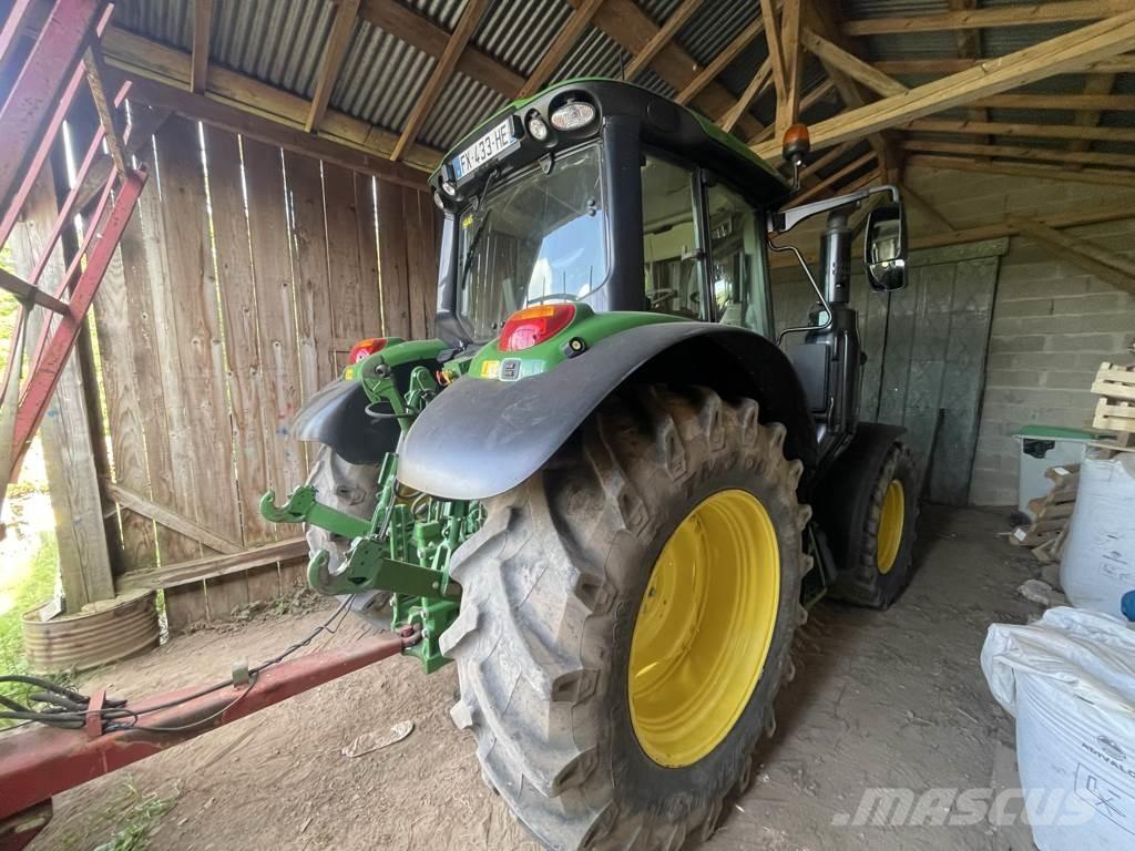 John Deere 6110M Traktoriai