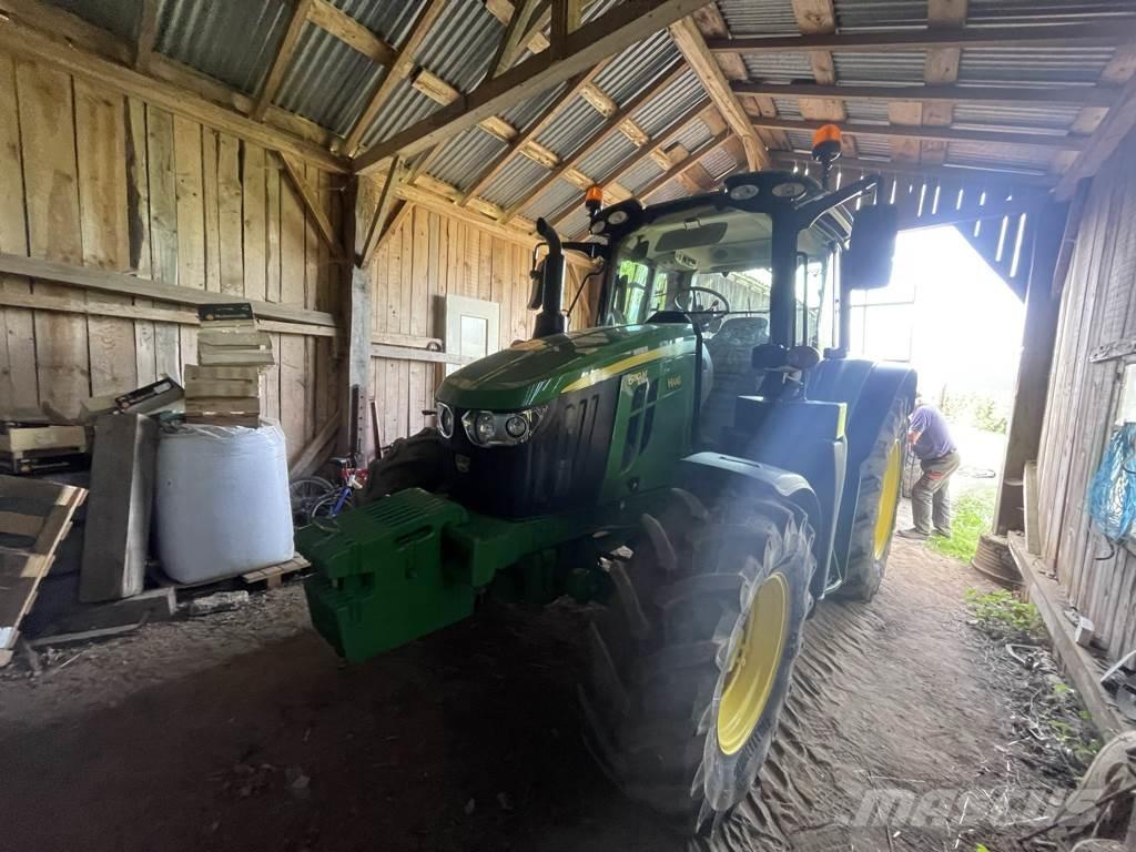 John Deere 6110M Traktoriai