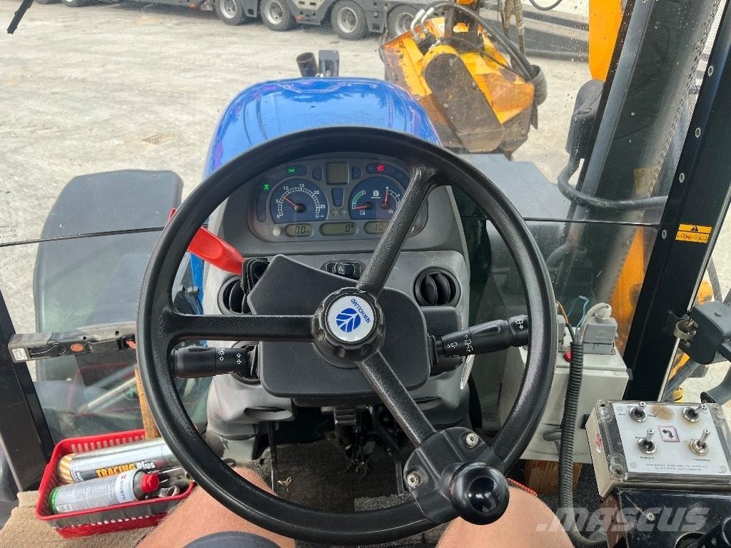 New Holland TS 115 A Traktoriai