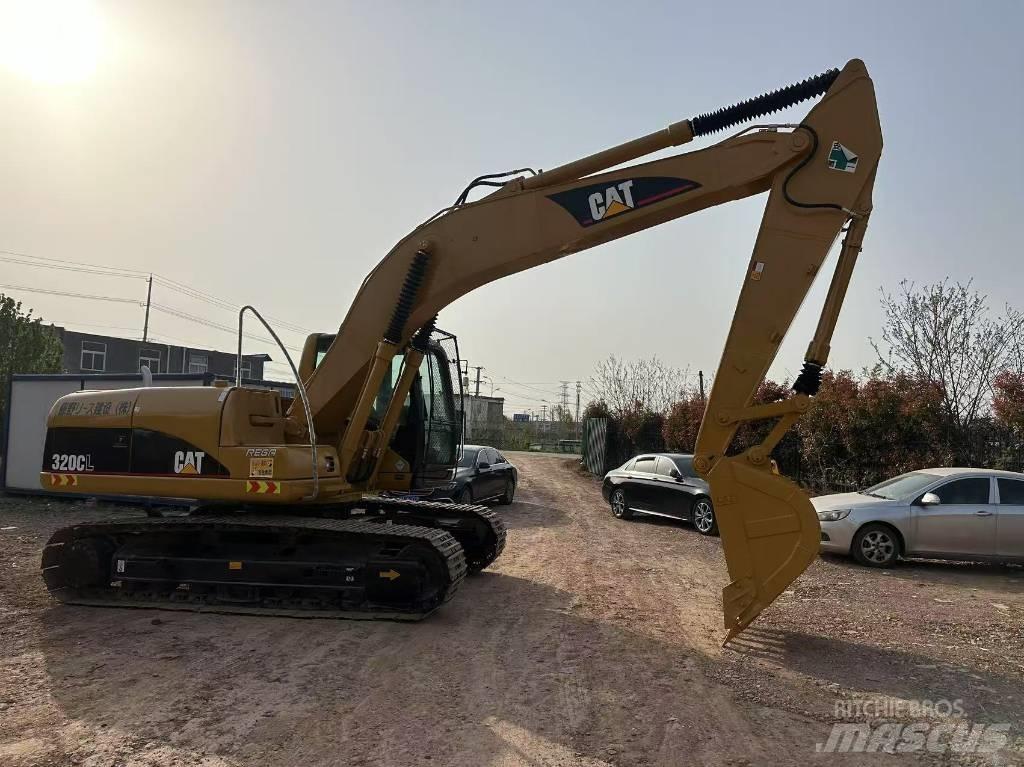 CAT 320 C L Vikšriniai ekskavatoriai