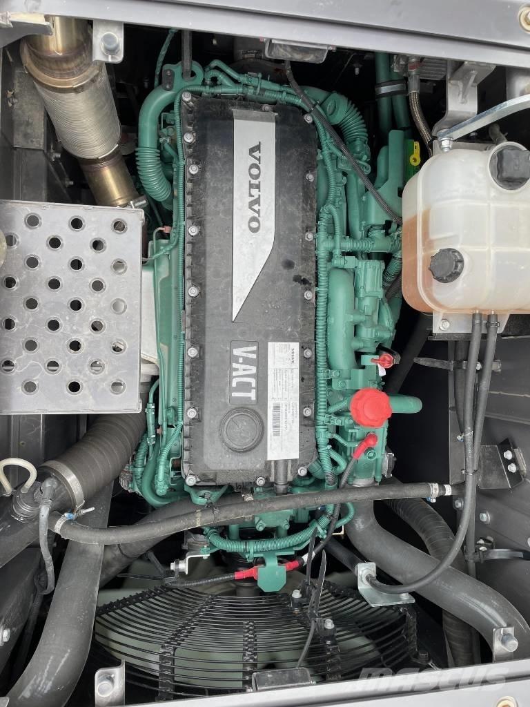 Volvo EC250E Vikšriniai ekskavatoriai