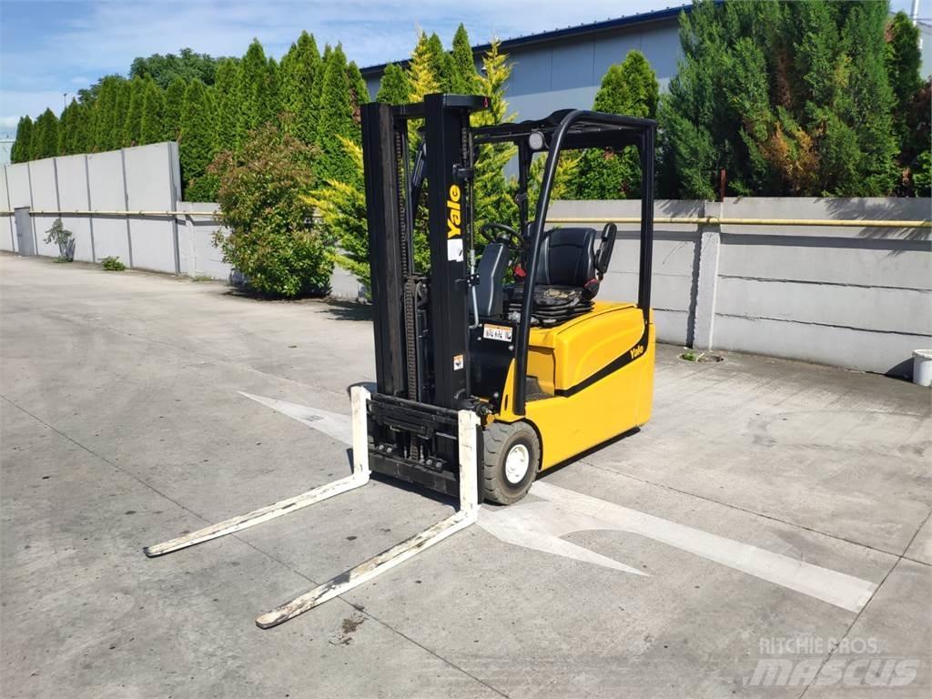 Yale ERP16 VT Elektriniai šakiniai krautuvai