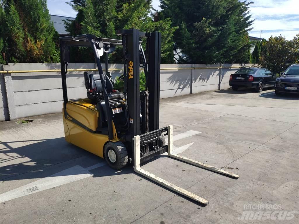 Yale ERP16 VT Elektriniai šakiniai krautuvai