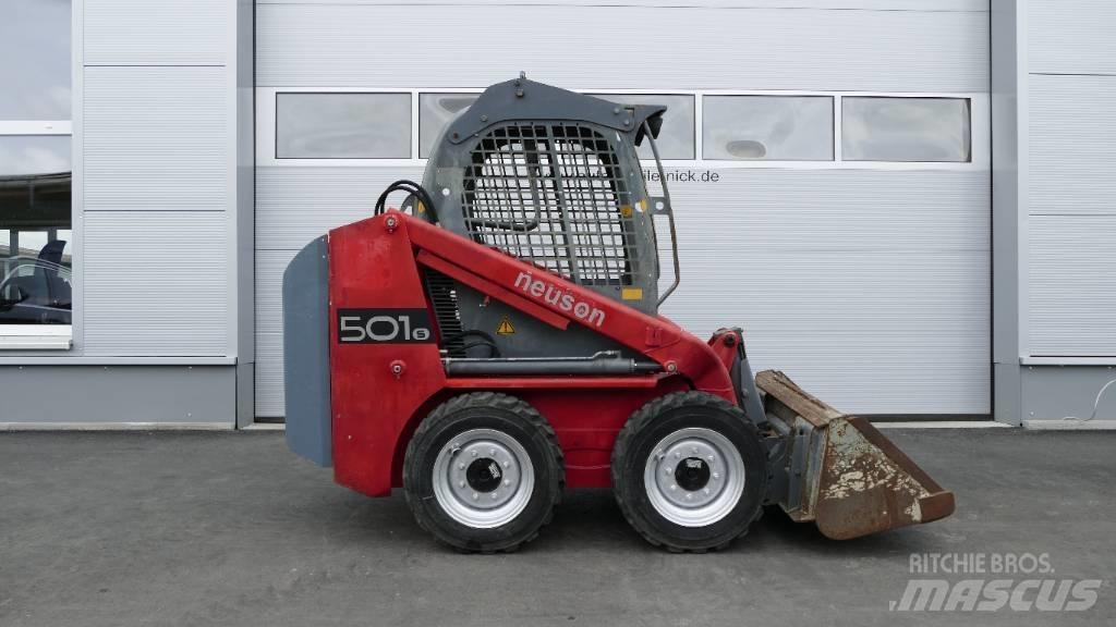 Neuson 501 S Krautuvai su šoniniu pasukimu