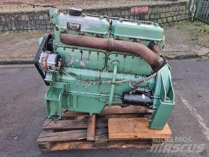  Engines DH 825 Transportas - Kita