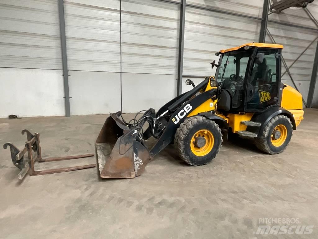 JCB 409 Naudoti ratiniai krautuvai