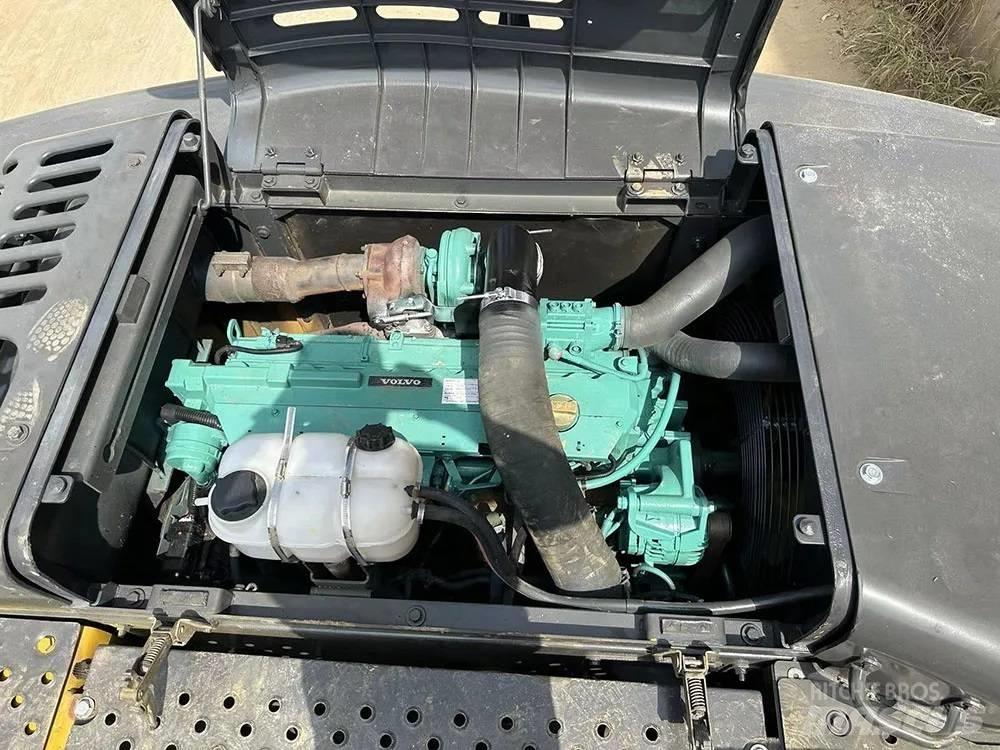 Volvo EC240D Vikšriniai ekskavatoriai