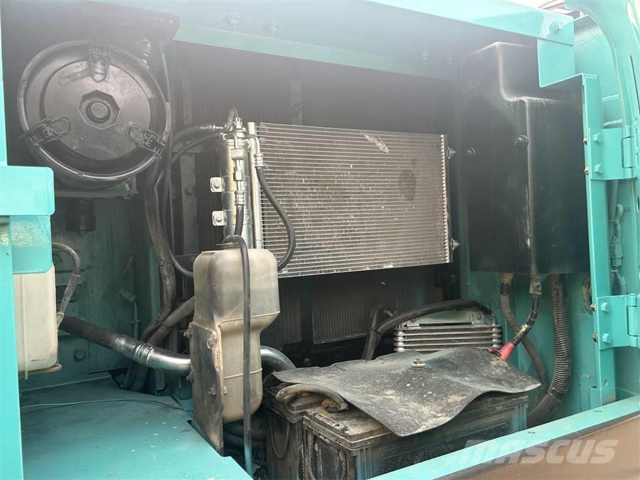 Kobelco SK 140 Vikšriniai ekskavatoriai