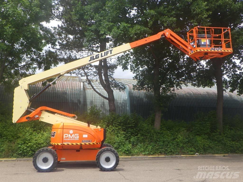 JLG 600AJ Alkūniniai keltuvai