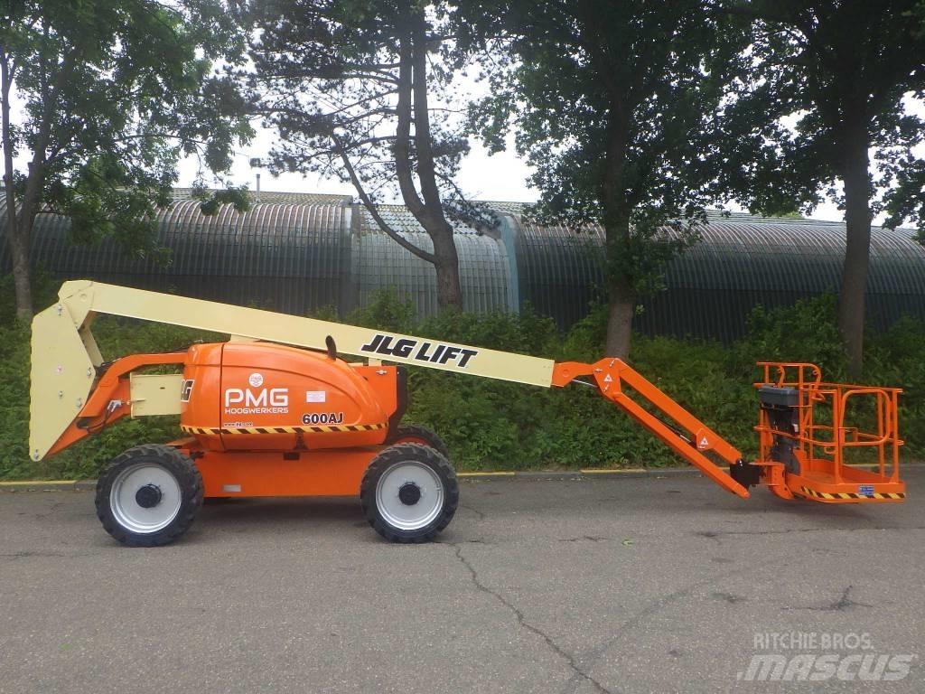 JLG 600AJ Alkūniniai keltuvai