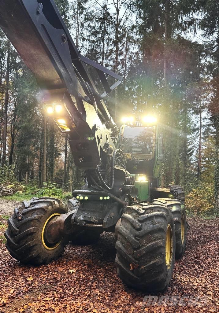 John Deere JD 1470 Miško technika (Harvesteriai)