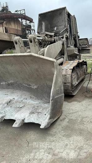 CAT 973D - Naudoti ratiniai krautuvai