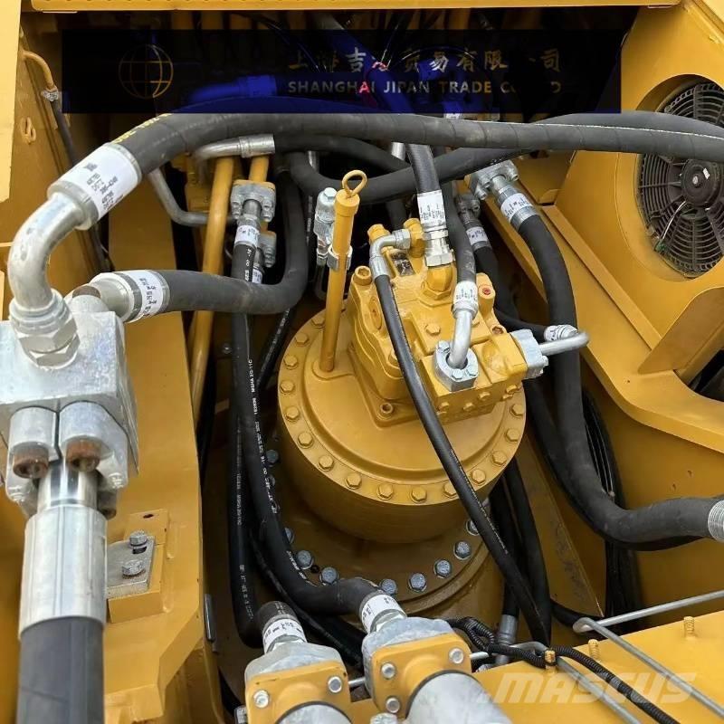 CAT 330 D Vikšriniai ekskavatoriai