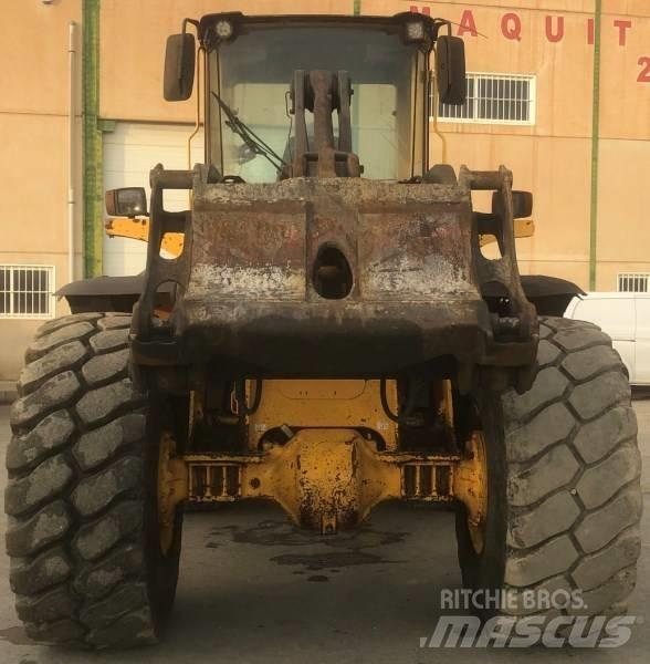 Volvo L 110 E Naudoti ratiniai krautuvai