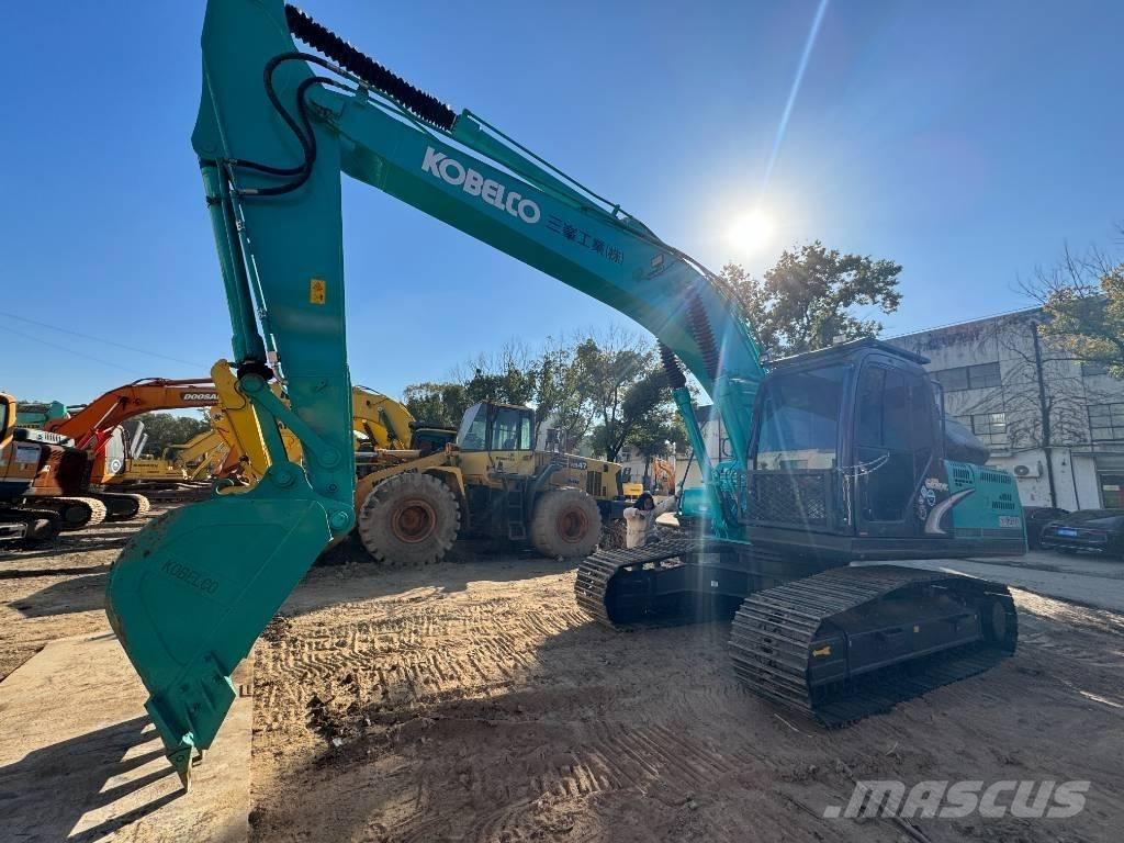 Kobelco SK 200 Vikšriniai ekskavatoriai