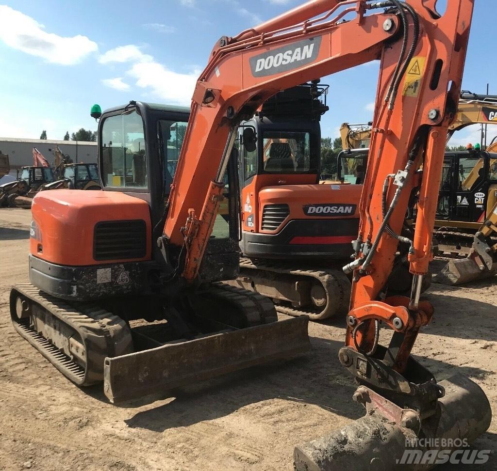 Doosan DX 60 R Mini ekskavatoriai < 7 t