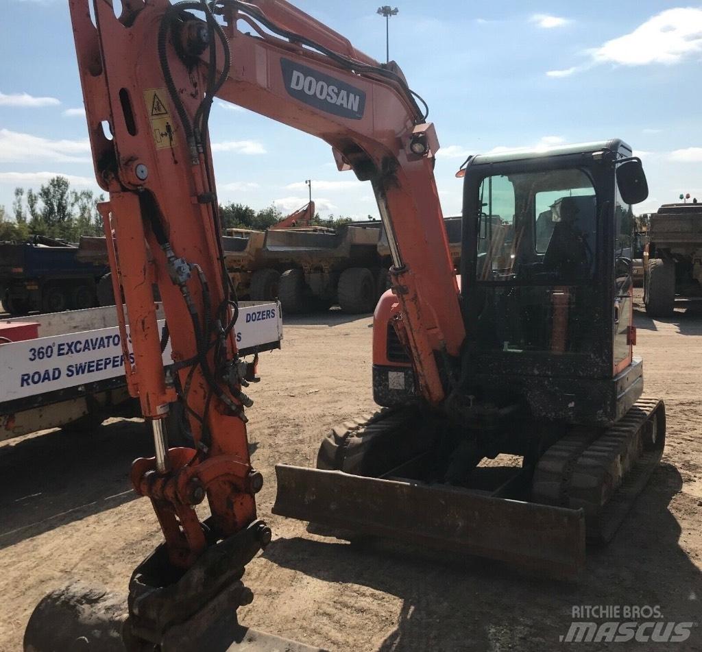 Doosan DX 60 R Mini ekskavatoriai < 7 t