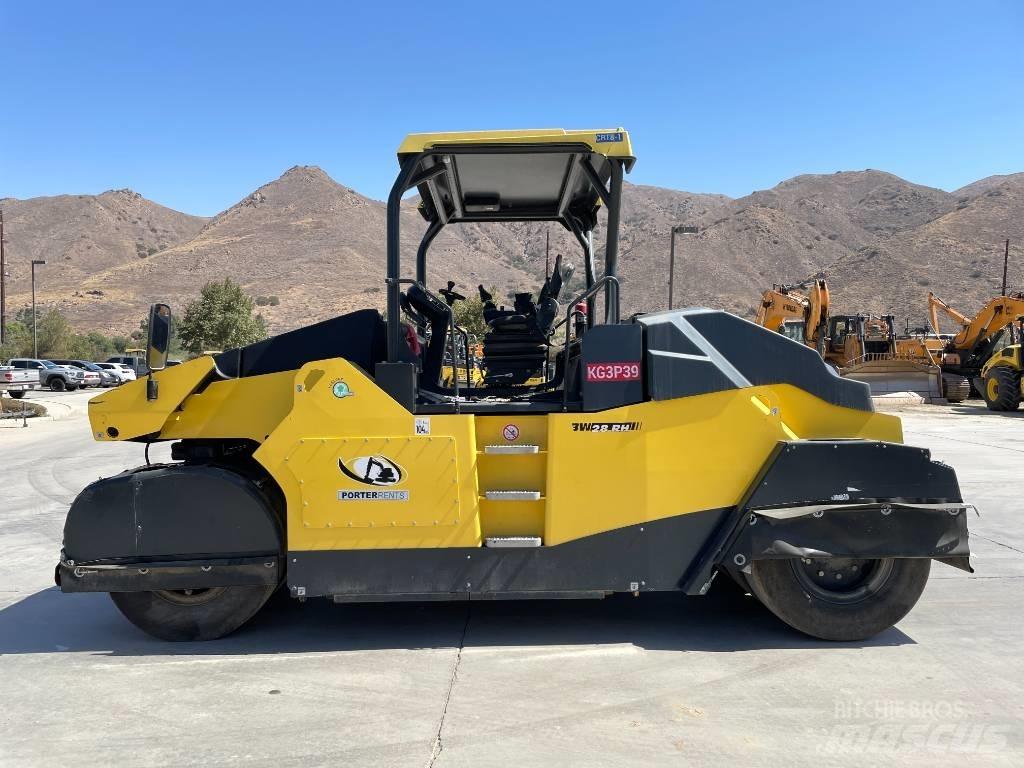 Bomag BW28RH Pneumo volai