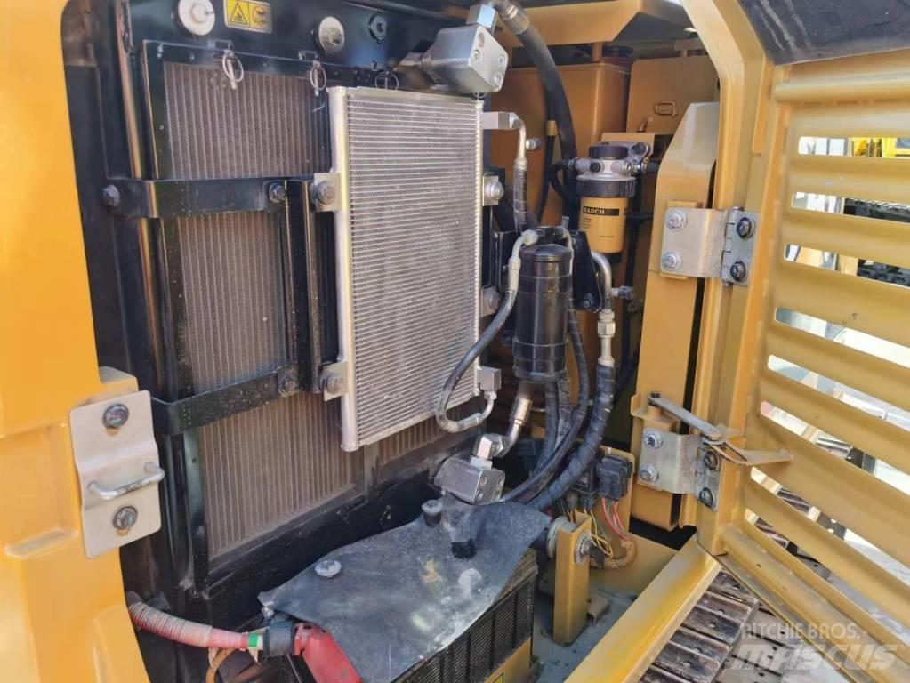 CAT 305.5E2 Vikšriniai ekskavatoriai