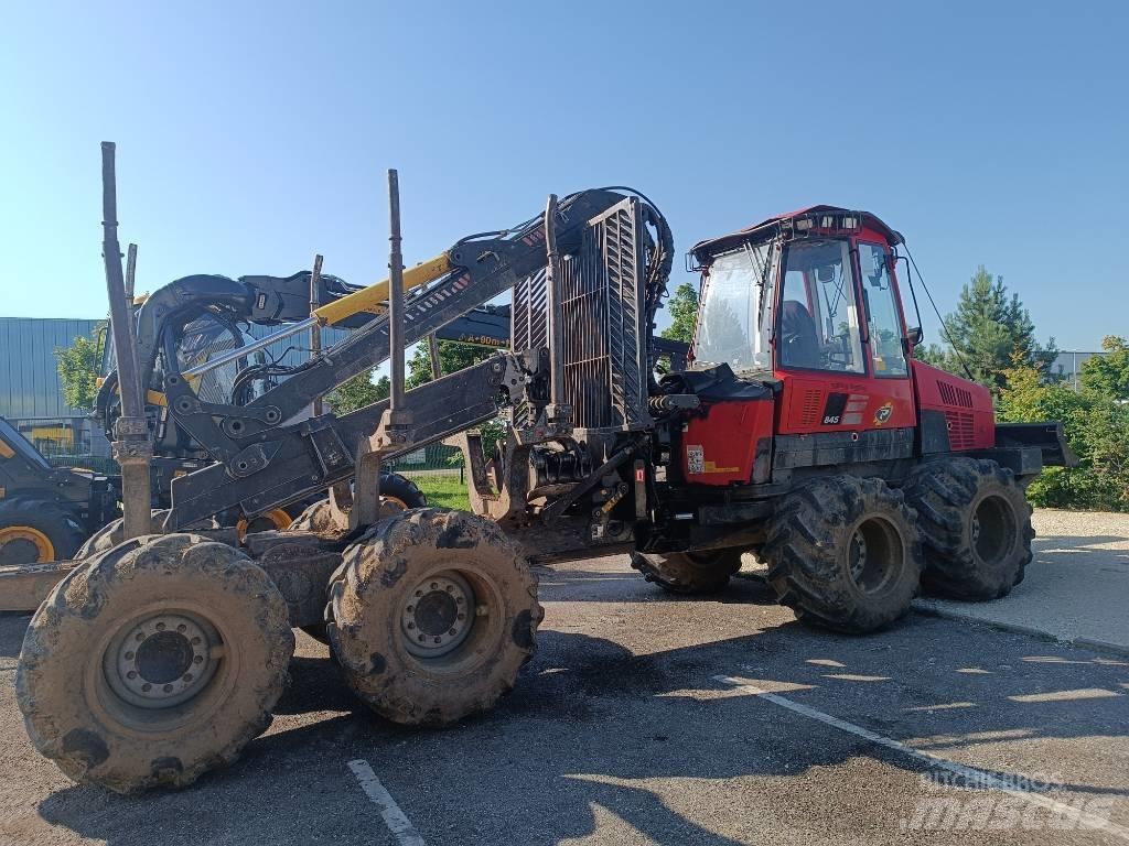 Komatsu KOMATSU 845 Naudoti miškovežiai (Forvarderiai)