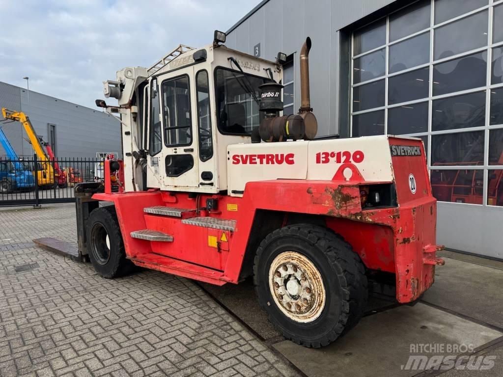 Svetruck 13,6- 1200 Dyzeliniai krautuvai