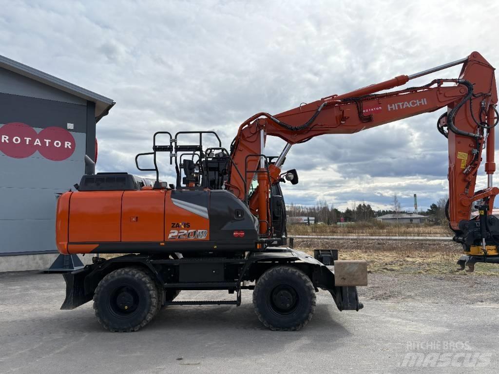 Hitachi ZX220W-7 2P Ratiniai ekskavatoriai