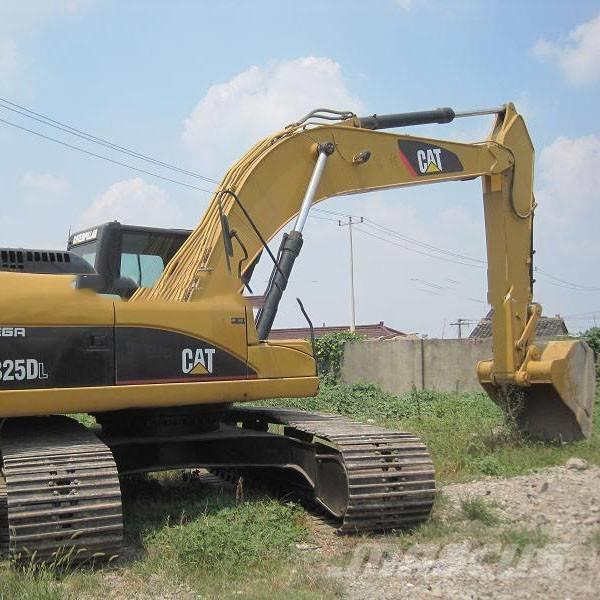 CAT 325DL Vikšriniai ekskavatoriai