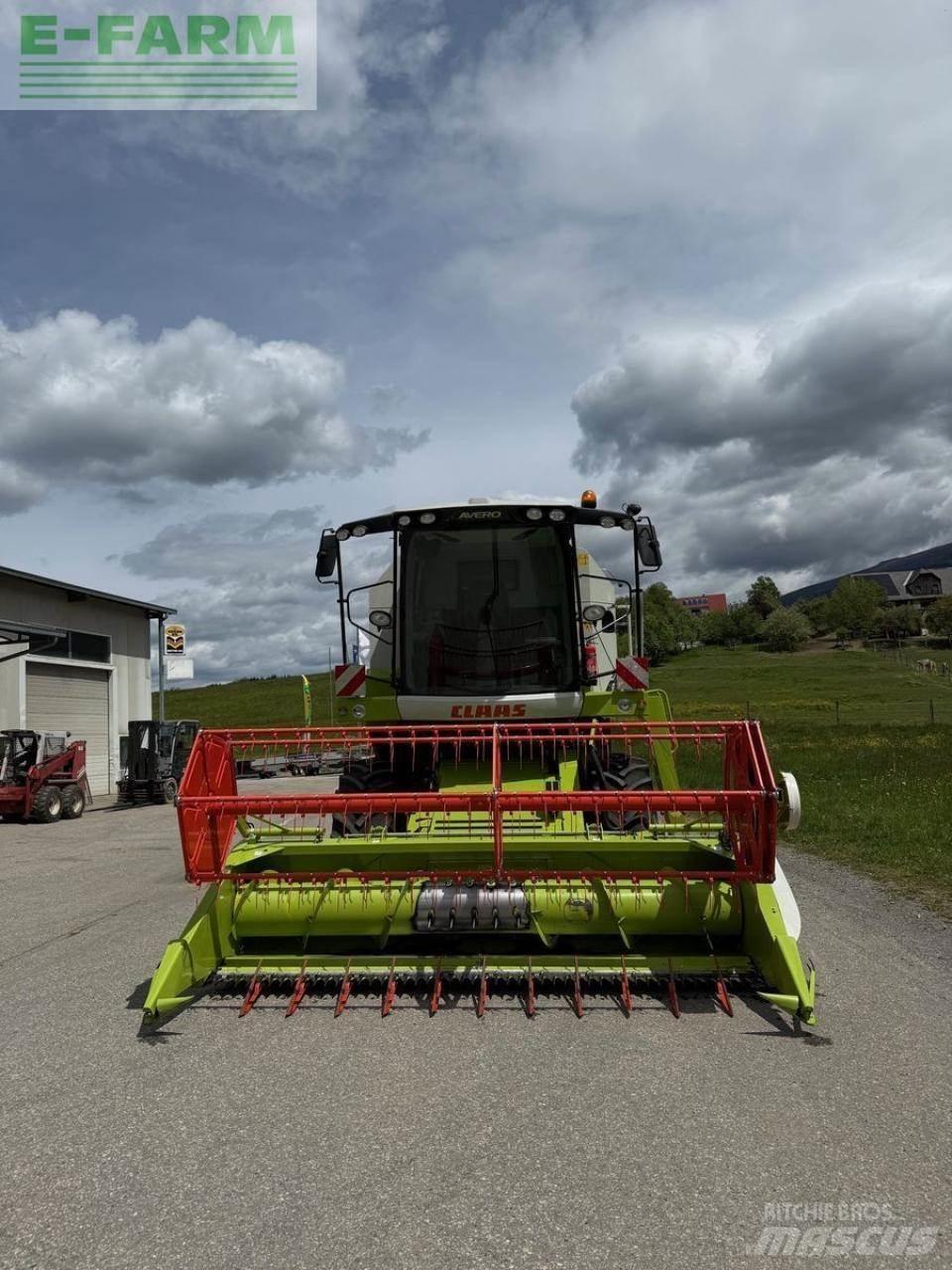 CLAAS avero 160 Derliaus nuėmimo kombainai