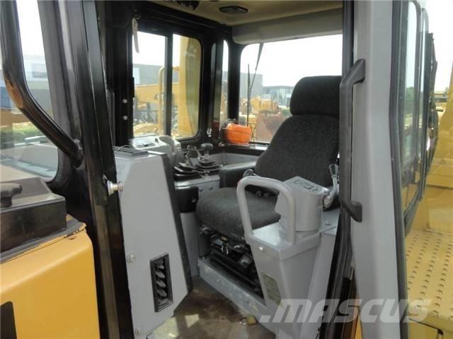 CAT D 8 R Vikšriniai buldozeriai