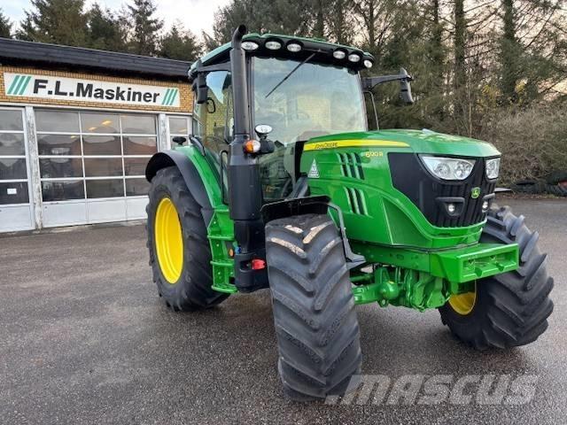 John Deere 6120 R Traktoriai
