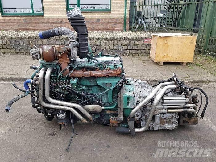  Engines D7C Transportas - Kita
