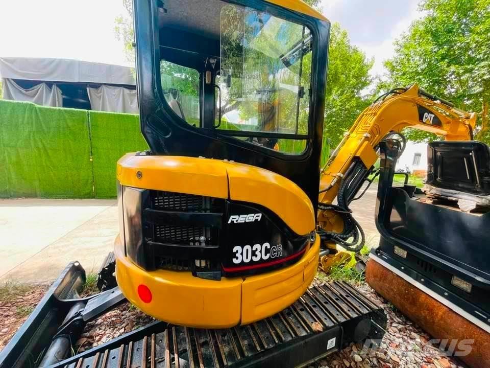 CAT 303C CR Mini ekskavatoriai < 7 t
