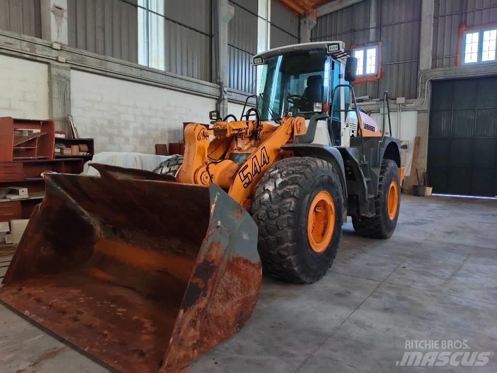 Liebherr 544 Naudoti ratiniai krautuvai
