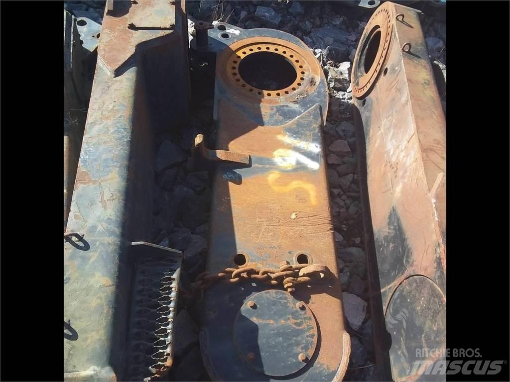 CAT 560 Pendelarm Transmisijos