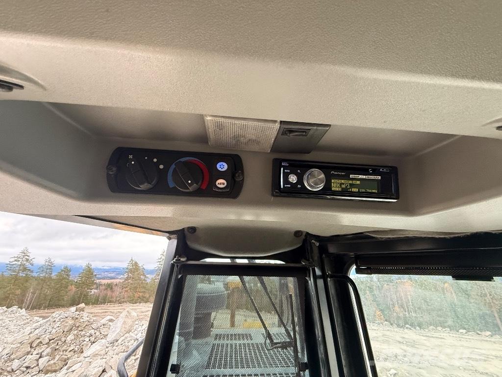 CAT D 8 T Vikšriniai buldozeriai